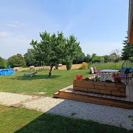 Avec Terrasse Au Calme Jayat