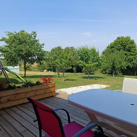 Lägenhet Avec Terrasse Au Calme *